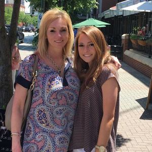 Meet your Posher, Rebecca.